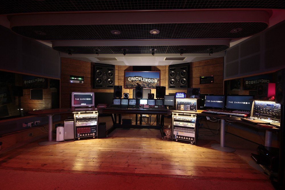 THE DARKROOM, LONDON AllStudios