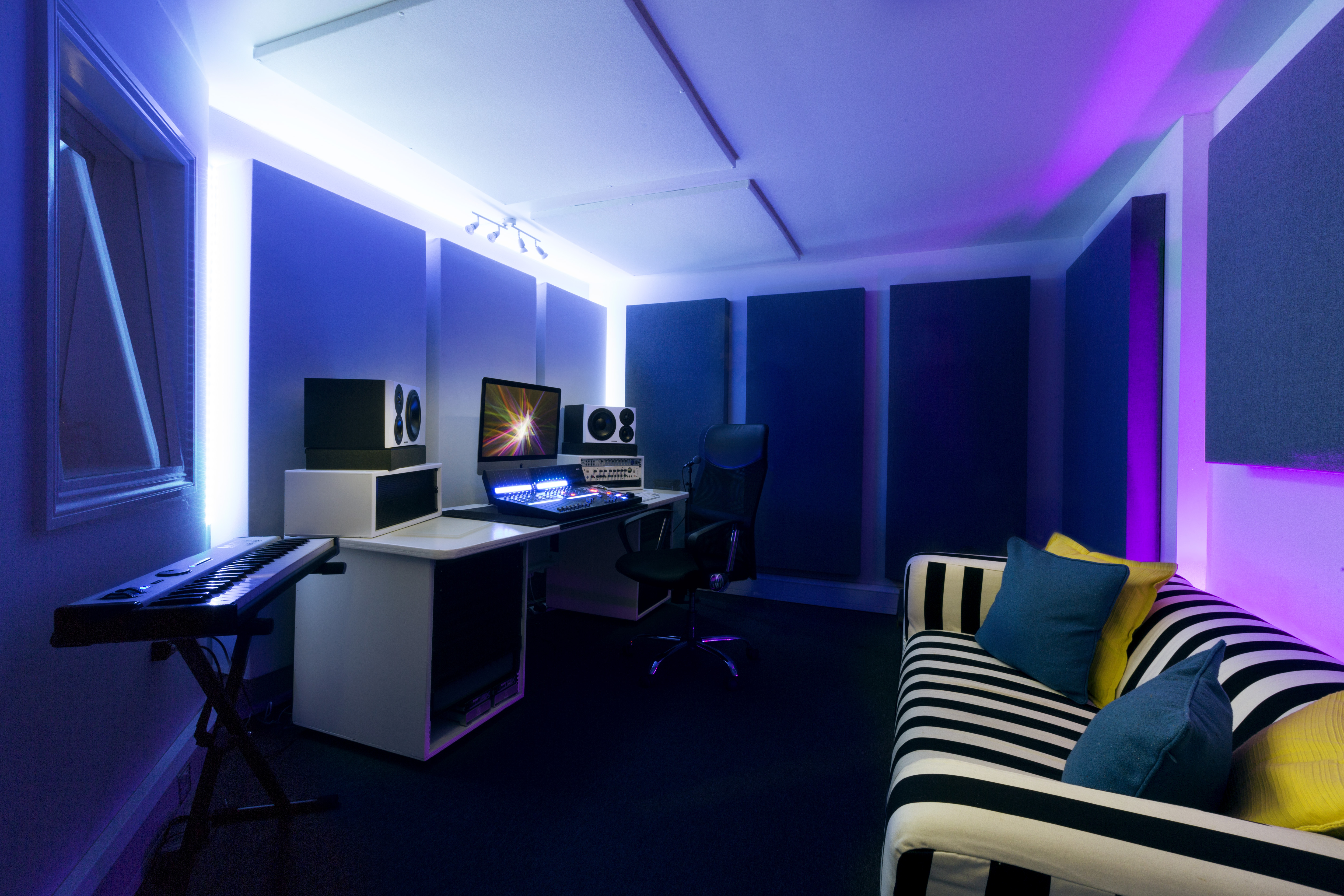 TWO PRODUCTION ROOMS IN WEST LONDON BOUTIQUE STUDIO COMPLEX AllStudios